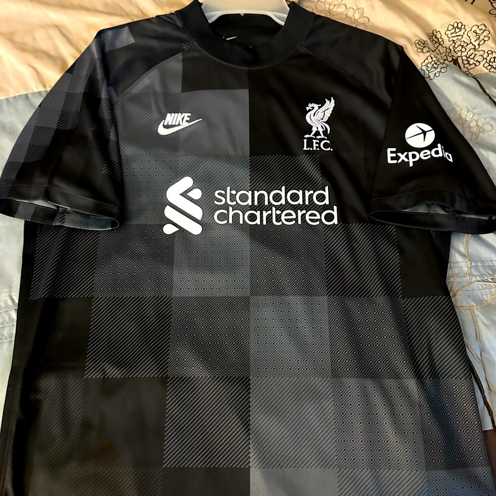Nike Liverpool Goalkeeper Jersey 21/22 Black Dark Gray DB2559-011 Men XL NWT